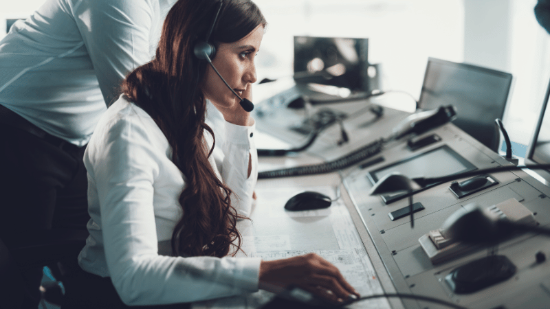 How to Choose the Right After-Hours Answering Service